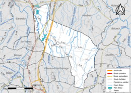 Carte en couleur présentant le réseau hydrographique de la commune