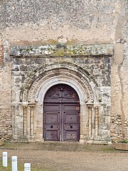 Porche de l'église façade ouest - nord-ouest.