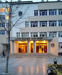 Bakı Biznes Universitetinin I və II tədris korpusları