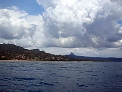 Vue de la baie de Bouéni.