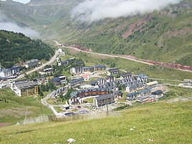 Vue aérienne de la station.