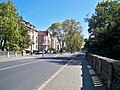 Westende mit Theaterbrücke über den Oker-Umflutgraben (Ansicht 2011 vor Fällung der Silber-Ahorne)