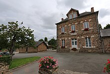 Lassy-mairie.jpg