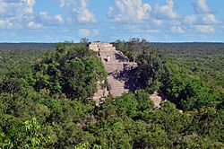 Pyramide der archäologischen Stätte Calakmul im Municipio