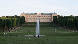 Frederiksberg Slot sæð úr Frederiksberg Hava