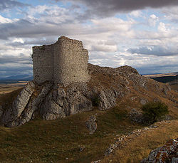 O castiello de Monasterio de Rodilla