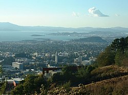 Berkeley as seen from the Claremont Canyon Regional Preserve.