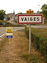 The road into Vaiges