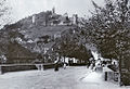 Die Burg um 1900. Im Vordergrund die Steinerne Brücke