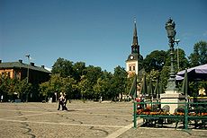 Stortorget med Sankta Ragnhilds kirke.