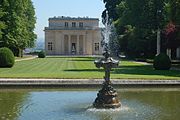 Vista del giardino del Louveciennes