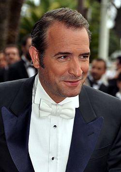 Hlavní představitel filmu Jean Dujardin v Cannes