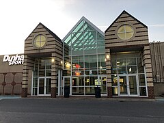 Mall south entrance