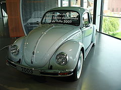 Volkswagen Coccinelle ultime de 2003.