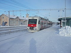 Train Sm4 en gare de Kerava.