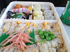 焼売炒飯弁当