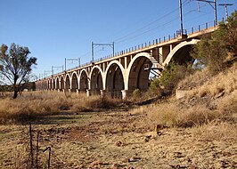 Spoorwegbrug over de Vaalrivier in Warrenton