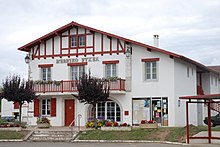 Urcuit Mairie.JPG