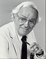 Barnard Hughes in juli 1975 overleden op 11 juli 2006