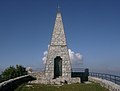 Chapelle pyramidale au sommet du Monte Palanzone