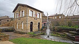 Town hall and surroundings