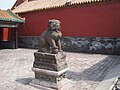 大清门前石狮 León de pedra en fronte do portón principal, diferente dos leóns de pedra branca chineses