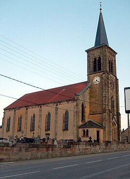 Kerk van Saint-Pierre in Alsting