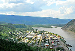 Aerial view of Dawson City with the دریائے یوکون