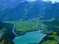 Der Walensee mit dem Zufluss der Linth durch den Escher­kanal sowie dem Aus­fluss in Richtung Zürich­see bei Weesen vom Leistchamm aus