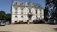 Mairie de Sepmes, maison de maître de 1885, dite autrefois Château-Rabault.