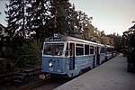 Motorwagen ET 301 (type A24) op lijn 12 te Nockeby, nog in oude kleur, voor vertrek naar Alvik; juli 1992.