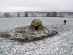 Der Dolmen von Loose im Winter