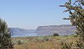 Il Wallula Gap, dove il fiume Walla Walla sfocia nel fiume Columbia, veduta dai pressi di Fort Nez Percés, guardando a Sud