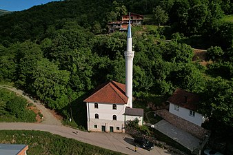 Селската џамија