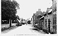 Saint-Caradec-Trégomel : la rue principale vers 1925 (carte postale).