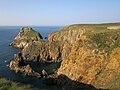 La Pointe du Van vue depuis les falaises situées au sud de la chapelle Saint-They.