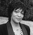 Rita Dove, Birinchi afro-amerikalik Amerika Qoʻshma Shtatlari shoir mukofoti laureati; Sheʼriyat uchun Pulitser mukofoti