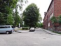 Blick in die ehemalige Hospitalstraße/Feyerabendplatz. Rechts das St. Georgshospital, das älteste erhaltene Gebäude der Stadt