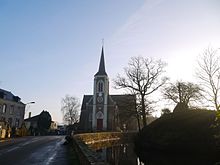 Courbeveille 53 église 03.JPG