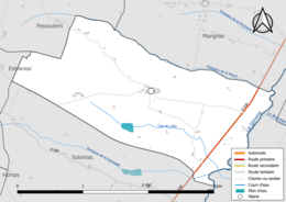 Carte en couleur présentant le réseau hydrographique de la commune