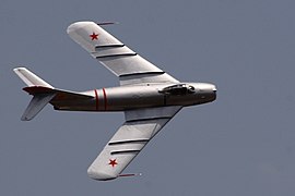 MiG-17F w locie