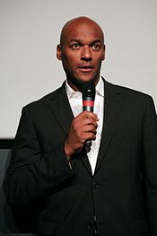 Colin Salmon lokakuussa 2008.