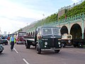 Un Leyland Beaver, porteur type plateau (1948).