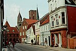 Domkyrkan från en parallellgata till gatan Overdam i öster