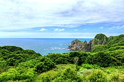 Die Küste westlich des Kap Chikiu bei Muroran