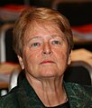 Gro Harlem Brundtland nascida 20 de abril de 1939 (85 anos) serviu 1981, 1986-1989 e 1990-1996