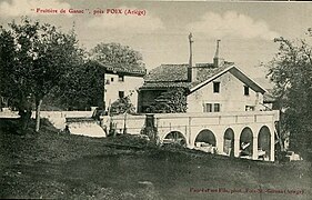 La fruitière (carte postale ancienne)