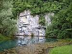 Sifonsjö (sjö ovanpå grottöppning (jämför cenote)) i Dinariderna.