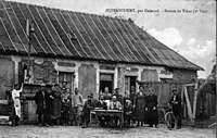 La café-tabac vers 1920.