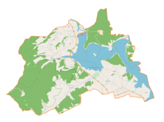 Mapa konturowa gminy Mucharz, blisko centrum na prawo znajduje się punkt z opisem „Mucharz”